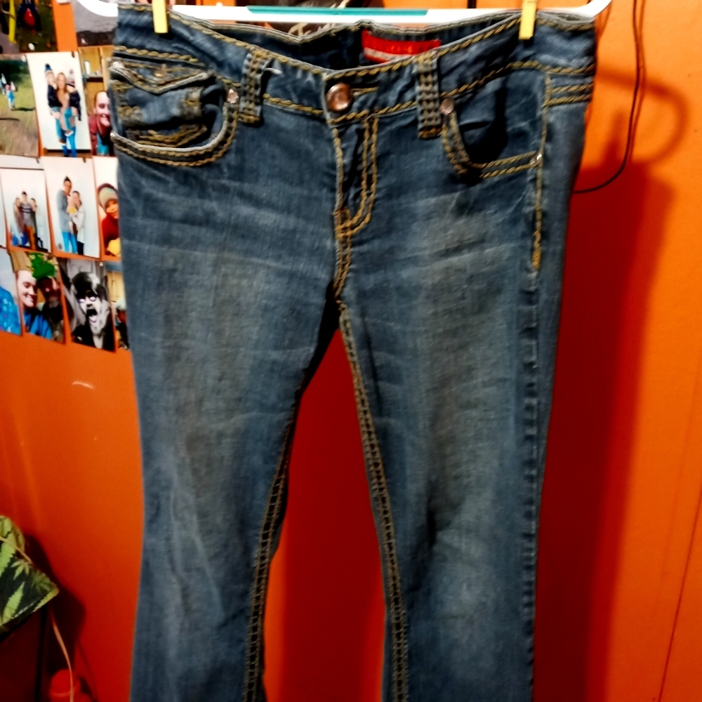 Jeans